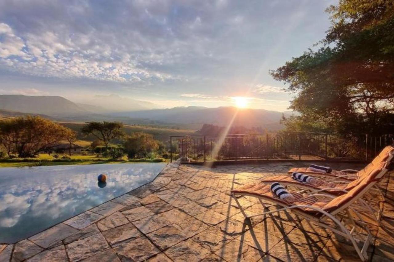 Inkungu Lodge Champagne Valley Екстериор снимка