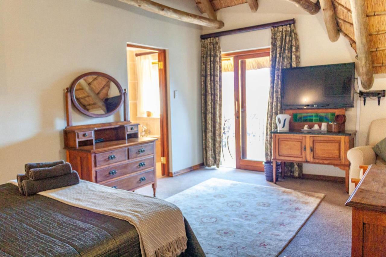 Inkungu Lodge Champagne Valley Екстериор снимка