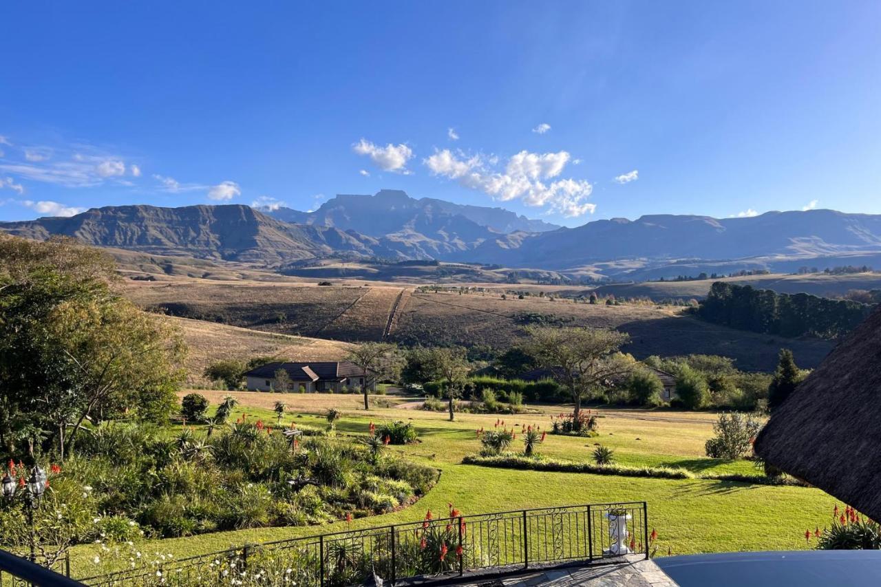 Inkungu Lodge Champagne Valley Екстериор снимка