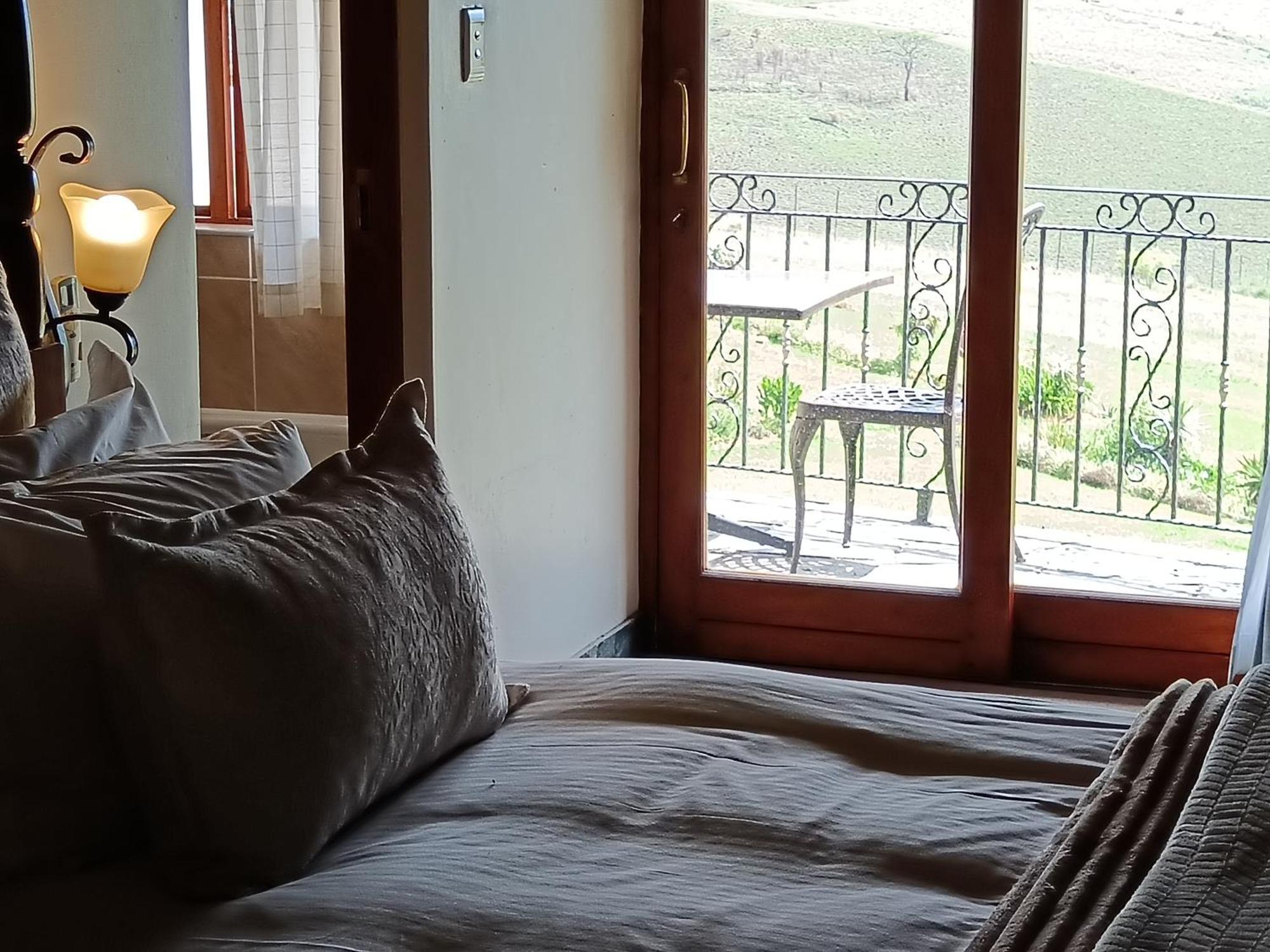 Inkungu Lodge Champagne Valley Екстериор снимка